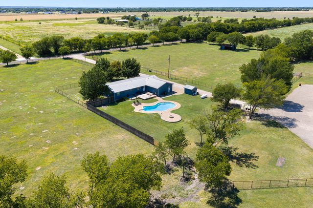 257 Bud Run Road, Waxahachie, TX 75165