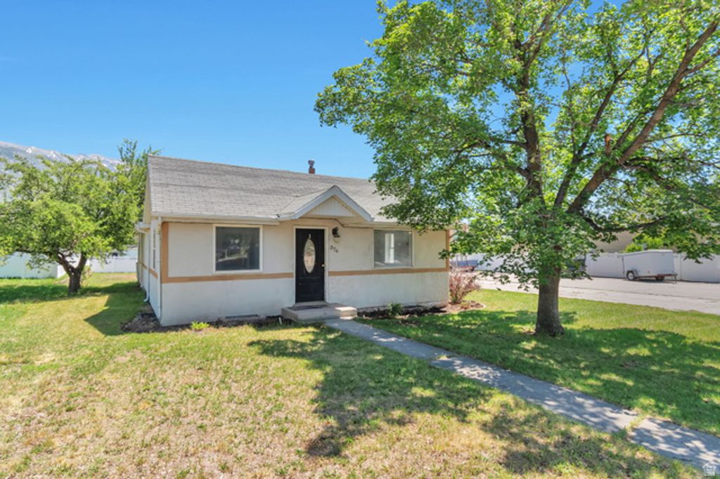 376 N 900 E, American Fork, UT 84003