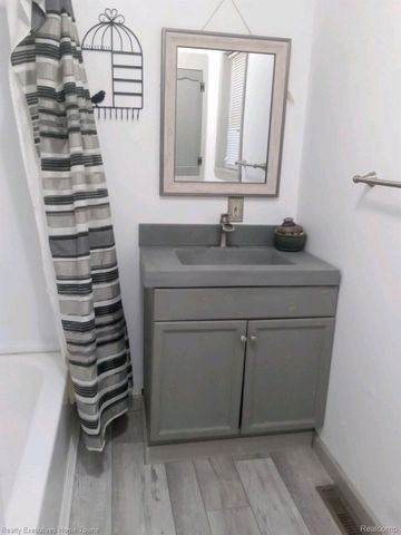 1101 Ward Street, Port Huron, MI 48060