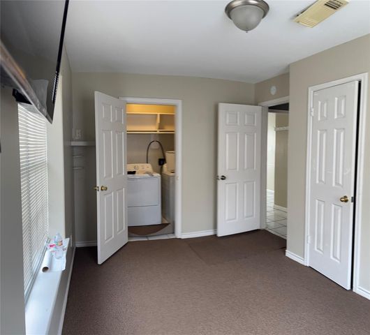 2340 Cumberland Street, Houston, TX 77023