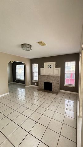 2340 Cumberland Street, Houston, TX 77023