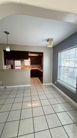 2340 Cumberland Street, Houston, TX 77023