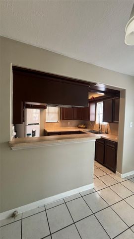 2340 Cumberland Street, Houston, TX 77023