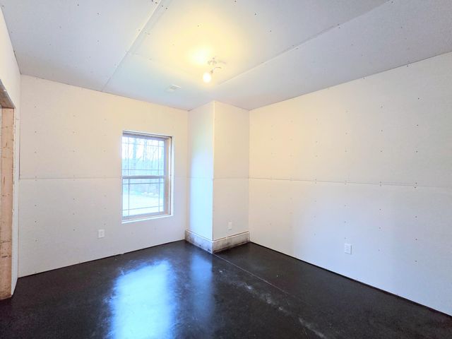 235 Kings Way Drive, Marshfield, MO 65706