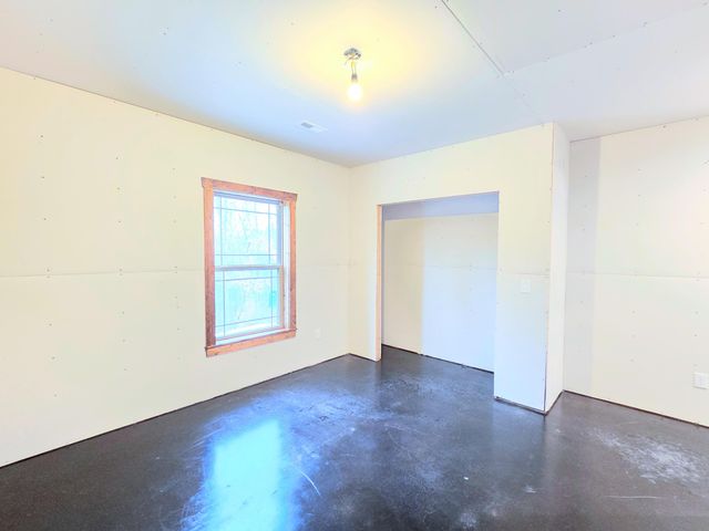 235 Kings Way Drive, Marshfield, MO 65706