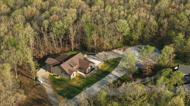 235 Kings Way Drive, Marshfield, MO 65706