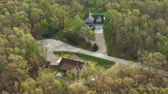 235 Kings Way Drive, Marshfield, MO 65706