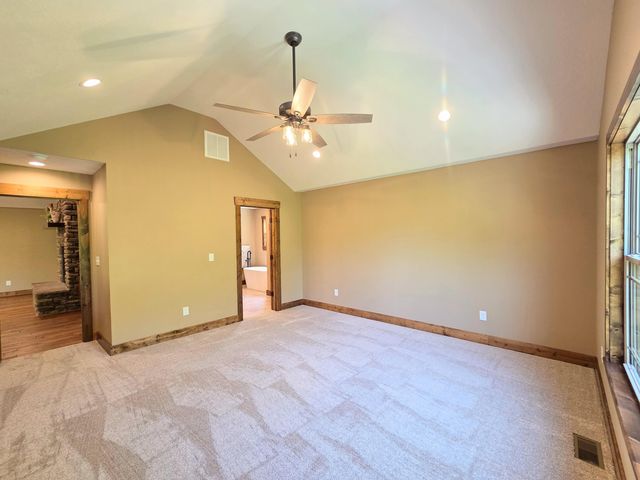 235 Kings Way Drive, Marshfield, MO 65706