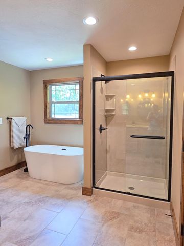 235 Kings Way Drive, Marshfield, MO 65706
