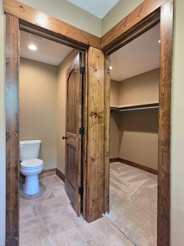 235 Kings Way Drive, Marshfield, MO 65706