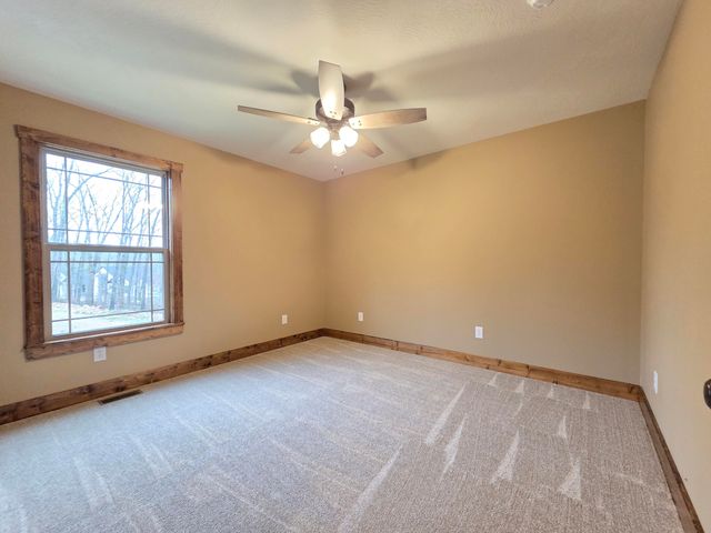 235 Kings Way Drive, Marshfield, MO 65706
