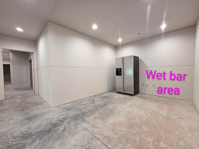 235 Kings Way Drive, Marshfield, MO 65706