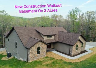 235 Kings Way Drive, Marshfield, MO 65706