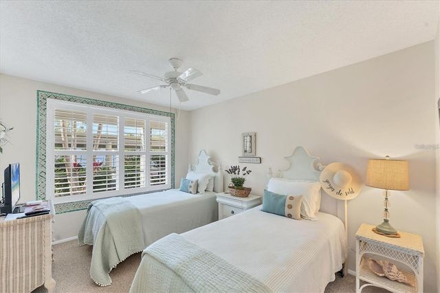 4350 CHATHAM DRIVE 106, Longboat Key, FL 34228