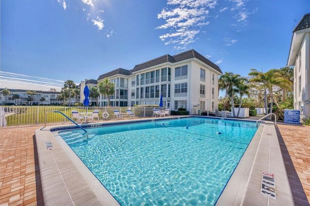 4350 CHATHAM DRIVE 106, Longboat Key, FL 34228