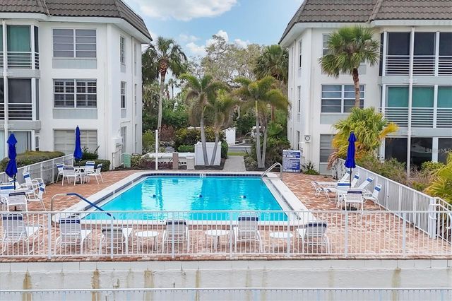 4350 CHATHAM DRIVE 106, Longboat Key, FL 34228