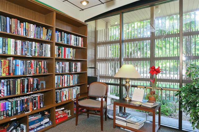 4350 CHATHAM DRIVE 106, Longboat Key, FL 34228