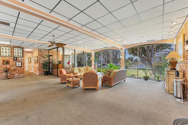 4350 CHATHAM DRIVE 106, Longboat Key, FL 34228