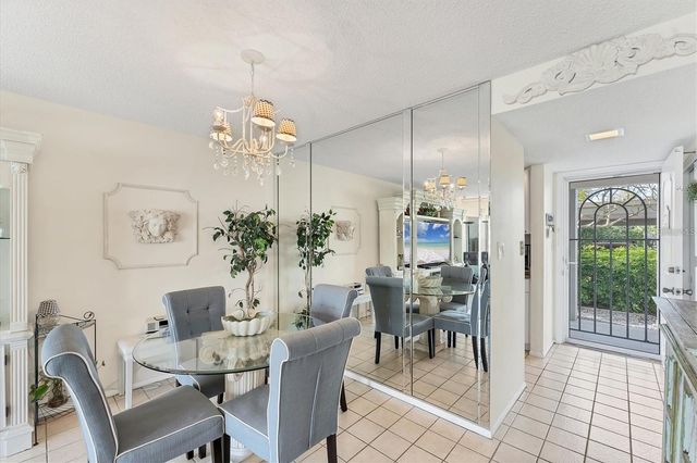 4350 CHATHAM DRIVE 106, Longboat Key, FL 34228