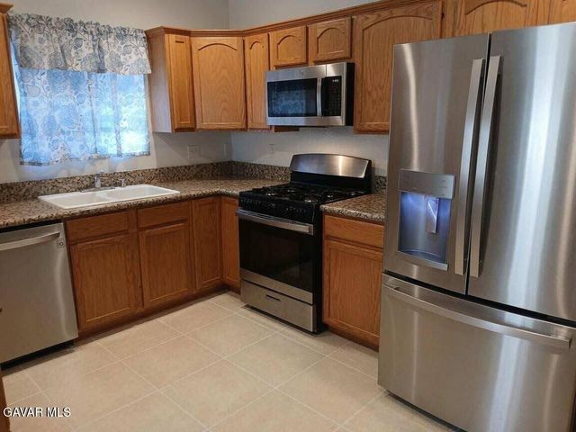 7606 Jimson Avenue, California City, CA 93505