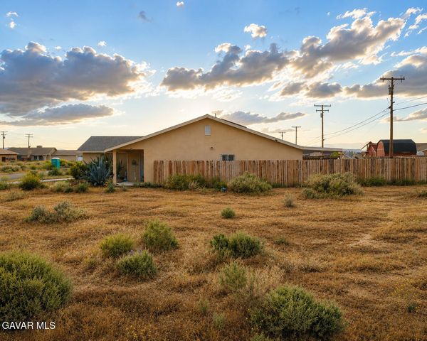 7606 Jimson Avenue, California City, CA 93505