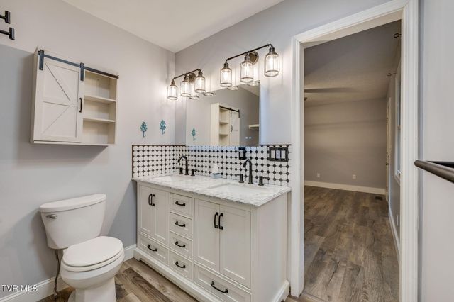 248 River Edge Drive, Kingsport, TN 37660