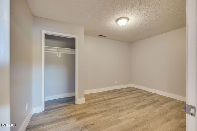 248 River Edge Drive, Kingsport, TN 37660