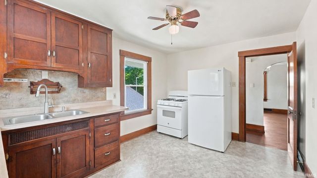 1718 Spring Street, Fort Wayne, IN 46808