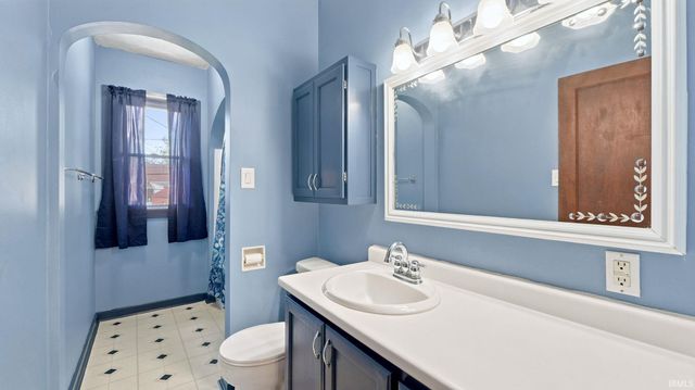1718 Spring Street, Fort Wayne, IN 46808
