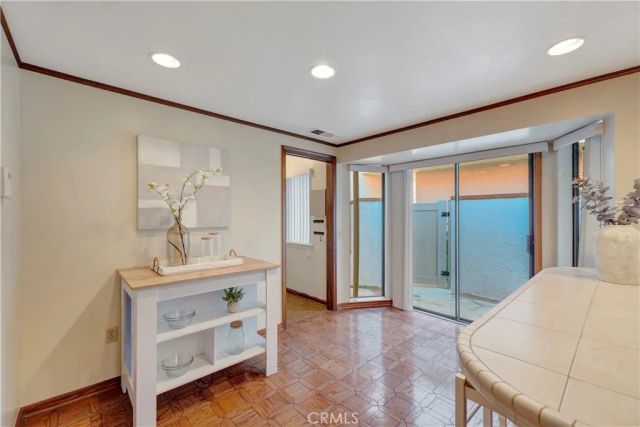 6225 Riviera Circle, Long Beach, CA 90815