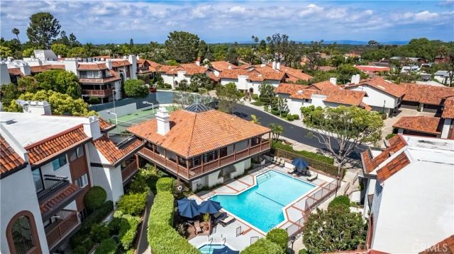 6225 Riviera Circle, Long Beach, CA 90815