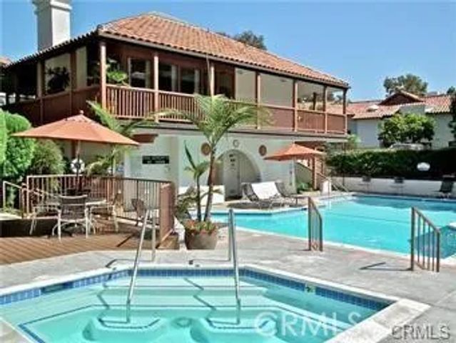 6225 Riviera Circle, Long Beach, CA 90815