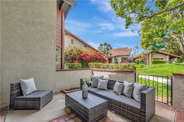 6225 Riviera Circle, Long Beach, CA 90815