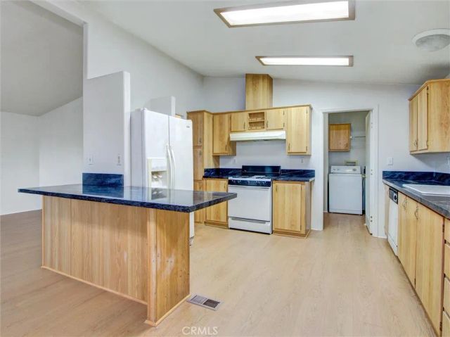 14352 Beach 66, Westminster, CA 92683