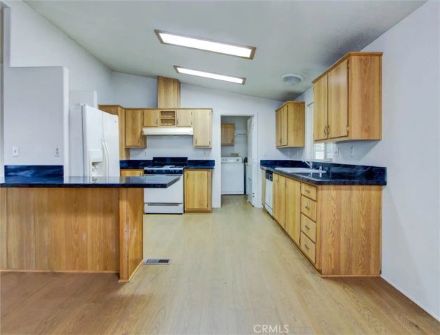 14352 Beach 66, Westminster, CA 92683