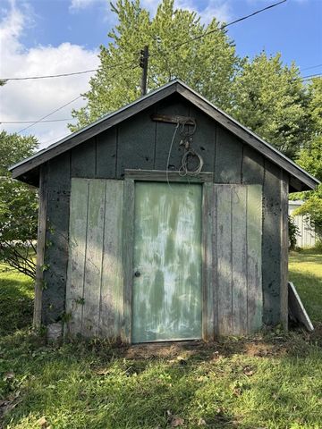 6596 Hillsinger Street, Elwell, MI 48832