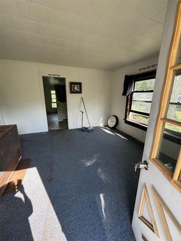 6596 Hillsinger Street, Elwell, MI 48832