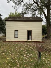 6596 Hillsinger Street, Elwell, MI 48832