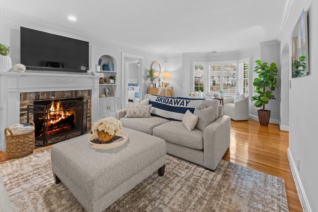 808 Sheldon Road, Charleston, SC 29407