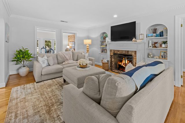 808 Sheldon Road, Charleston, SC 29407