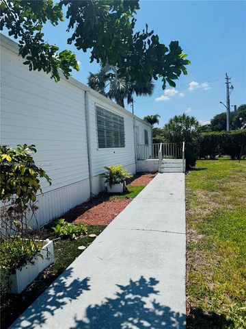 5103 NW 1st Way, Deerfield Beach, FL 33064
