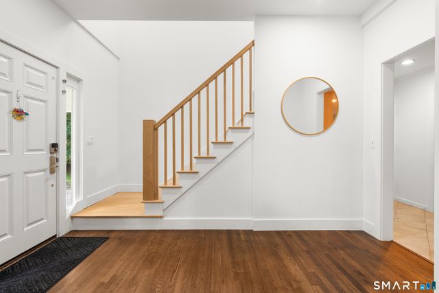 8 Rising Road, Norwalk, CT 06850