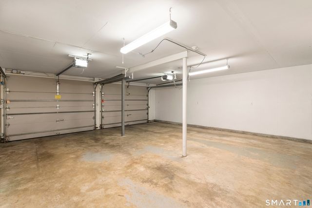 8 Rising Road, Norwalk, CT 06850