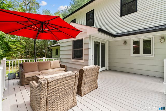 8 Rising Road, Norwalk, CT 06850