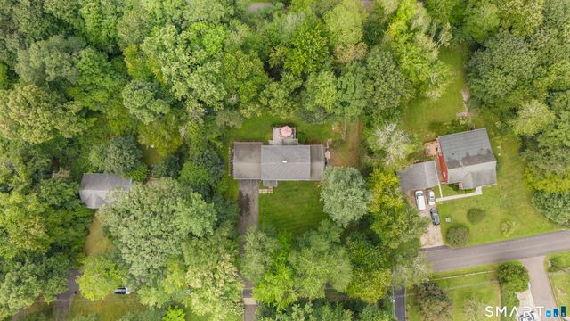 8 Rising Road, Norwalk, CT 06850