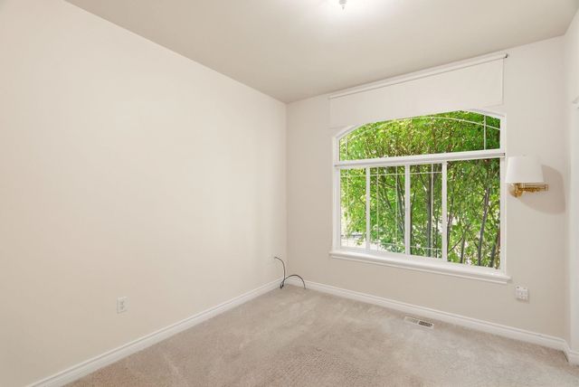 101 S Wright Ct, Liberty Lake, WA 99019