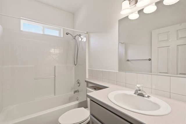 101 S Wright Ct, Liberty Lake, WA 99019