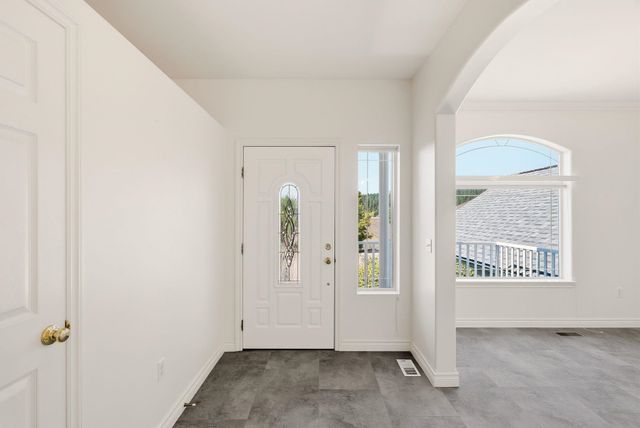 101 S Wright Ct, Liberty Lake, WA 99019