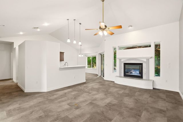101 S Wright Ct, Liberty Lake, WA 99019