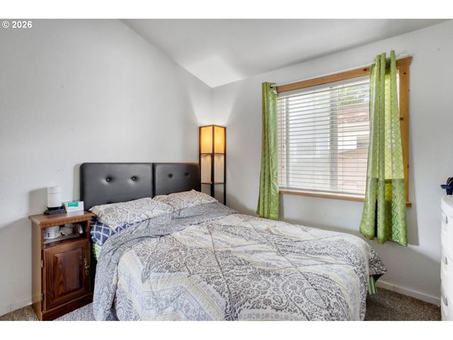 1901 Se MINTER BRIDGE Rd, Hillsboro, OR 97123